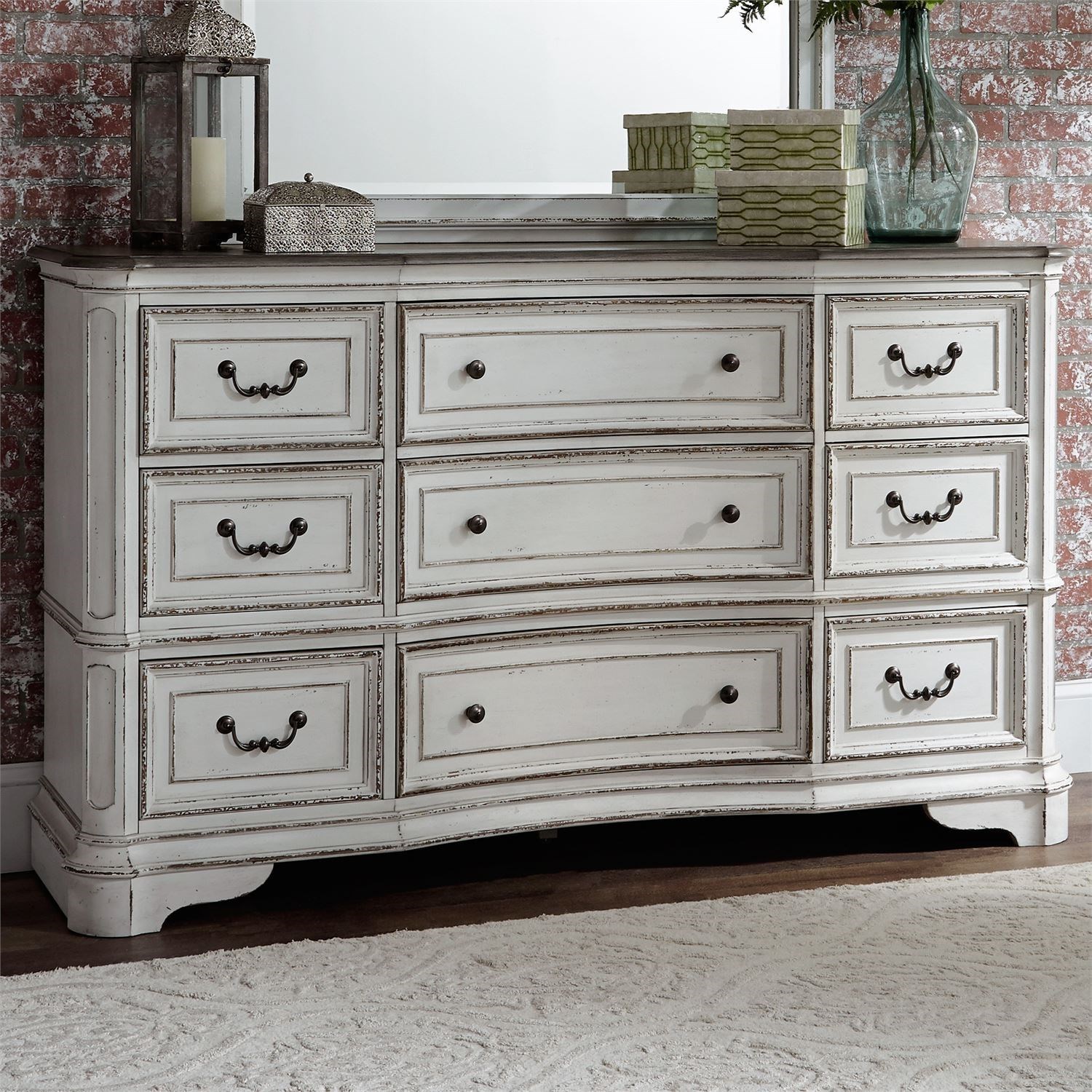 Magnolia manor deals dresser